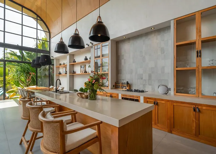 Lava - Tranquil 4br In Pererenan, Amazing Pool * Canggu (Bali)