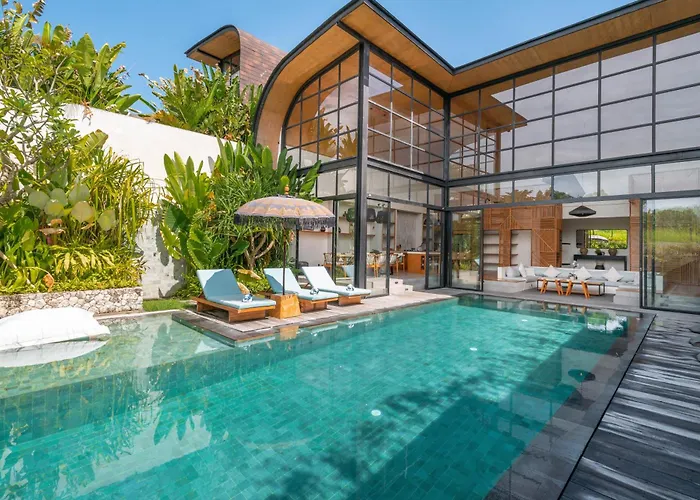 Lava - Tranquil 4br In Pererenan, Amazing Pool Villa *
