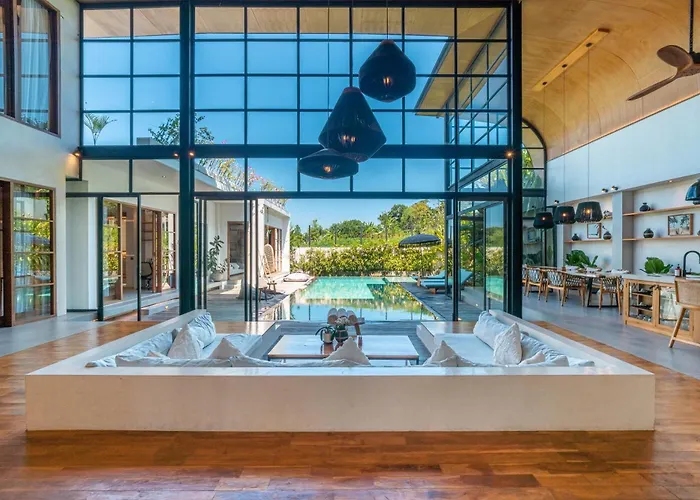 Lava - Tranquil 4br In Pererenan, Amazing Pool Canggu (Bali)