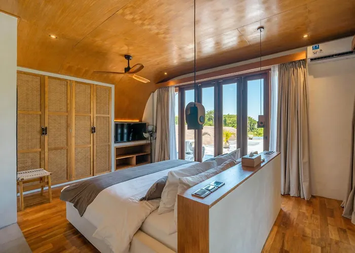 Lava - Tranquil 4br In Pererenan, Amazing Pool Canggu (Bali)