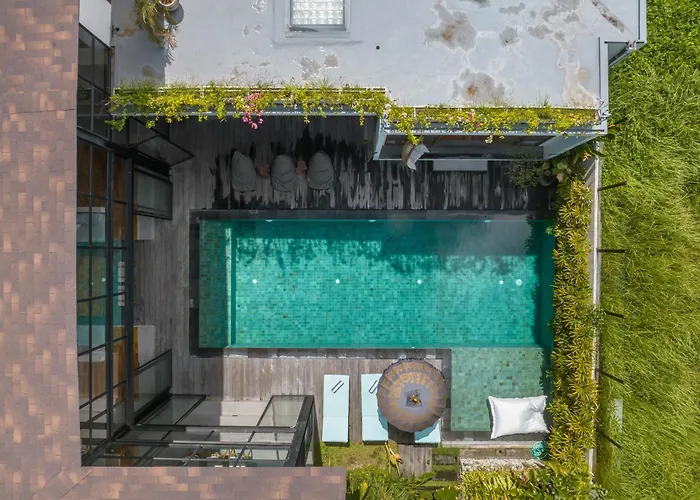 Lava - Tranquil 4br In Pererenan, Amazing Pool Villa